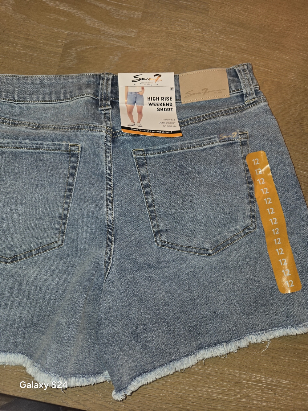 Seven7 Light Blue High-Rise Weekend Denim Shorts Womens Sz 12 New
